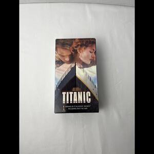 Titanic Movie VHS 2 Video‎ Tape Set Widescreen Edition